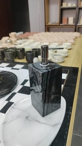 Dark Emperador Mármore Soap Bomba Bola Forma PE Inserir Acessórios Do Banheiro Loção Dispenser Liquid Bottle Dispenser <span class=keywords><strong>Home</strong></span> Holder - Product Image 2