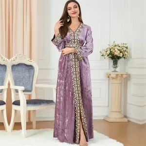 Direct Manufacturer Muslim Women's Dress Long Sleeve V Neck Elegant Slim Caftan Muslim Modest Velvet Abaya Dress Kaftan