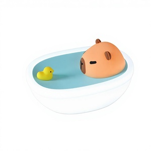 <span class=keywords><strong>Veilleuse</strong></span> Capybara pour Baignoire, Rechargeable USB, en Silicone, Style Minimaliste Moderne, Contrôle par Bouton, Luminosité Réglable sur Trois Niveaux, pour Enfants - Product Image 1