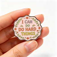 Épingles personnalisées en émail souple avec affirmations positives, épingles de revers en métal à lettres de dessin animé pour la motivation, fabricant de badges nominatifs en gros