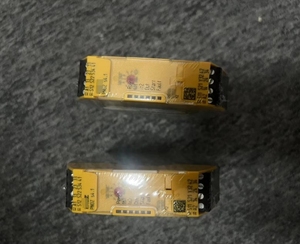 รีเลย์สำหรับ24VDC S4 PNOZ ระบบตรวจสอบ E-STOP แบบ1 2ช่องสัญญาณ8A 24 vac/vdc <span class=keywords><strong>3</strong></span> No 1 NC Series ใน PLC Pac และตัวควบคุมเฉพาะกิจ - Product Image 5