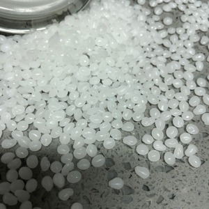 Prix de gros PCL Polymorphe Polymère Polycaprolactone MW 80000 60000 Pellets Microsphères Granulaires CAS 24980-41-4 - Product Image 3