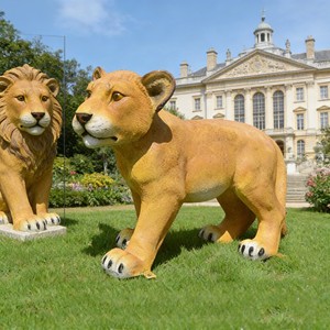 Escultura de León Grande de Resina, Figura de Animal Pintada a Mano para Decoración de Jardín o Parque al Aire Libre, Fibra de Vidrio - Product Image 3