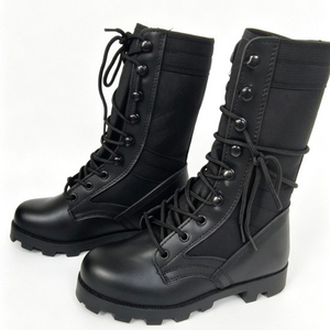 Botas tácticas DF917 de cuero negro con cordones, impermeables, para invierno y exteriores. - Product Image 4