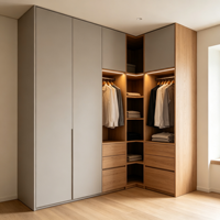 Armoire sur mesure en chêne gris avec éclairage LED intégré pour chambre principale – Projets de personnalisation
