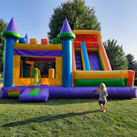 Grands châteaux pleins d'entrain commerciaux extérieurs de PVC d'arc-en-ciel avec le toboggan pour des combos gonflables de maison de rebond d'enfants d'adultes pour la location de partie