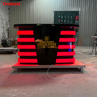 Table de diffusion en direct pour influenceurs, bureau d'accueil en bois avec LED rouges, petite taille