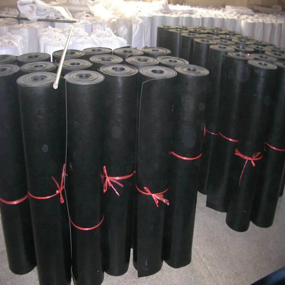 Hoge Kwaliteit Glad Reliëf Commerciële Grade 1Mm/2Mm Rubber Rolls 3800Mm Breed Maximale Rubber Vellen