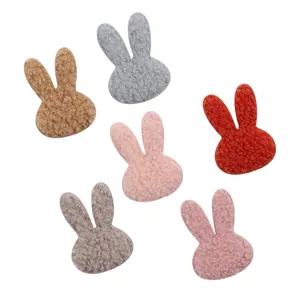Toptan saç süsler şapkalar-Popüler 2021 oyuncak yün paskalya günü tavşan keçe Pads kız giyim süs DIY saç aksesuarları Festival şapkalar