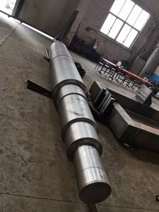 Buena fábrica, alta calidad, módulo grande de acero forjado personalizado, eje de transmisión largo, eje de Rotor de forja de cemento minero - Product Image 2