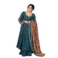 Dernière collection FATEMA FASHION Modèle FFSRK5205FN Costume de mariage prêt-à-porter entièrement cousu Broderie pure en Chinnon Indien