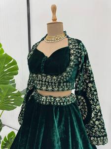 Lehenga Choli en velours de luxe DFG QRC 302 |   Broderie de paillettes sur fil |   4,5 m Flair |   Édition Boutique Premium Semi Cousue pour Fête - Product Image 4