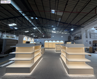 Vitrine murale LED pour maquillage, ensemble de mobilier de présentation pour magasin de beauté avec comptoir central et poste de caisse
