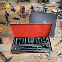 Kit d'outils de réparation automobile portable 16 pièces en acier au carbone à manche long avec combinaison OEM pour voitures, vélos et motos