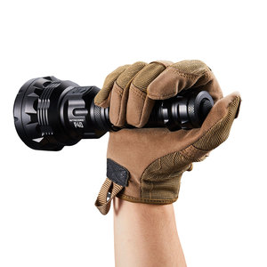 Đèn pin NITECORE P40 Ultra Long Throw Dual Beam LEP 2000 Lumens 2900 mét, tích hợp đèn chiếu xa và đèn chiếu gần - Product Image 2