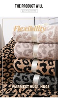 Personalisiertes Muster-Namensschild Jacquard-Polyester Strickdecke Weich Formbeständig Maschinenwaschbar Dekorative Gestreifte Decke für den Heimgebrauch
