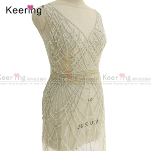 白いウェディングドレスのWDP-242のための手作り大きなガラスラインストーンアップリケパッチ - Product Image 3