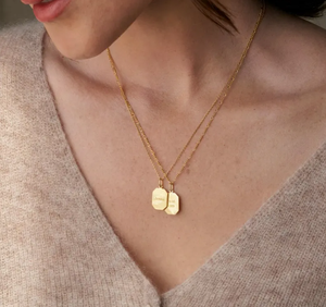 Aangepaste Gegraveerde 18K Vergulde Roestvrij Staal Ketting Vierkante Spirituele Woord Sieraden Voor Vrouwen Anti Bezoedelen Water Proof - Product Image 2