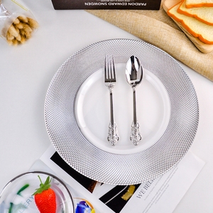 Assiette de service ronde élégante en verre électroplaqué or pour réceptions de mariage et événements - Product Image 3