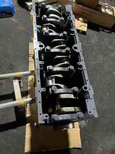 Moteur d'excavatrice C32 C15/493-0563/348-9904/351-2234/353-5384/3771429/272-6646 Cylindre court Pompe à carburant à long cylindre Pompe diesel - Product Image 6