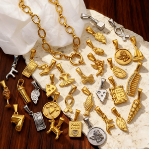 Dijes de Moda Chapados en Oro de 18k al por Mayor, Resistentes al Agua y al Deslustre, para Joyería Personalizada DIY con Diseños de Peine, Ángel, Taza de Café y Amor - Product Image 4