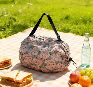 Sacola Dobrável de Alta Qualidade com Impressão, Grande Capacidade, Reutilizável, de Poliéster, para Compras - Product Image 1