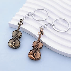 Vintage Guitare Violon Personnalisé Métal Porte-clés Décoration Pendentif Instrument de Musique Accessoire Décoration - Product Image 1