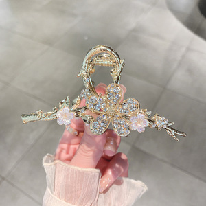 Épingle à <span class=keywords><strong>cheveux</strong></span> en métal pour femmes, <span class=keywords><strong>pince</strong></span> à griffes pour filles, branches élégantes, fleurs, Barrette, queue de cheval, perle, strass, couvre-chef, accessoires pour <span class=keywords><strong>cheveux</strong></span> - Product Image 3