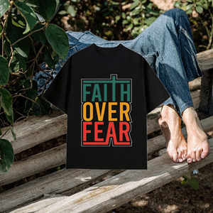 เสื้อยืดผู้ชาย Faith Over Fear ผ้าฝ้าย 100% คอกลมแขนสั้นลายกราฟิกทางศาสนาสตรีทแวร์ - Product Image 3