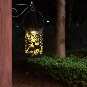 Farol <span class=keywords><strong>Solar</strong></span> de Metal Impermeable para Exteriores con Diseño de Ciervo Navideño Calado para Decoración de Jardines, Caminos y Patios - Product Image 4