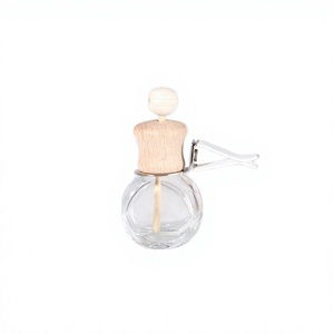 Botella de Perfume para Rejilla de Ventilación de Coche con Tapa de Corona y Serigrafía, Accesorio de Aromaterapia Creativo y Bonito - Product Image 3
