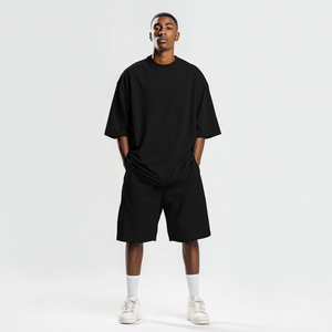 <span class=keywords><strong>Ensemble</strong></span> T-<span class=keywords><strong>shirt</strong></span> et <span class=keywords><strong>short</strong></span> pour <span class=keywords><strong>homme</strong></span> surdimensionné 250G Poids lourd Confort Épaule tombante Coupe décontractée Grande taille Vêtement de détente <span class=keywords><strong>Ensemble</strong></span> de survêtement - Product Image 3