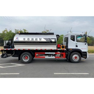 Nouveau camion distributeur d'asphalte Dongfeng 9 tonnes / camion pulvérisateur de bitume pour le pavage et l'entretien routier - Product Image 5