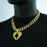 Pendentif Cœur Brisé Doré Sertie de Pierres avec Chaîne Cubaine pour Streetwear Hip Hop et Bijoux Cadeau pour Couples