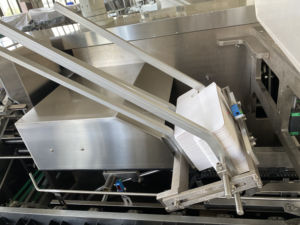 Machine d'emballage automatique de cartons 30-120 CPM avec contrôle PLC, équipement d'emballage de cartons stable - Product Image 2