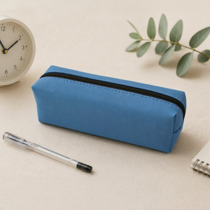 Estuche para Lápices de Lona Azul Mediano con Cierre de Cremallera, Estilo Minimalista, Bolsa Organizadora de Material Escolar - Product Image 1