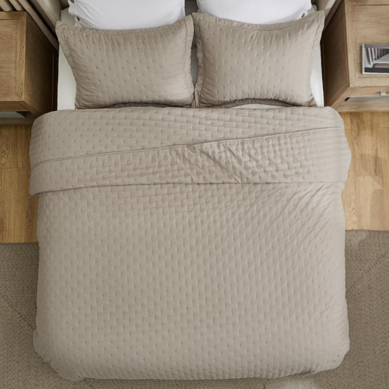 Taupe