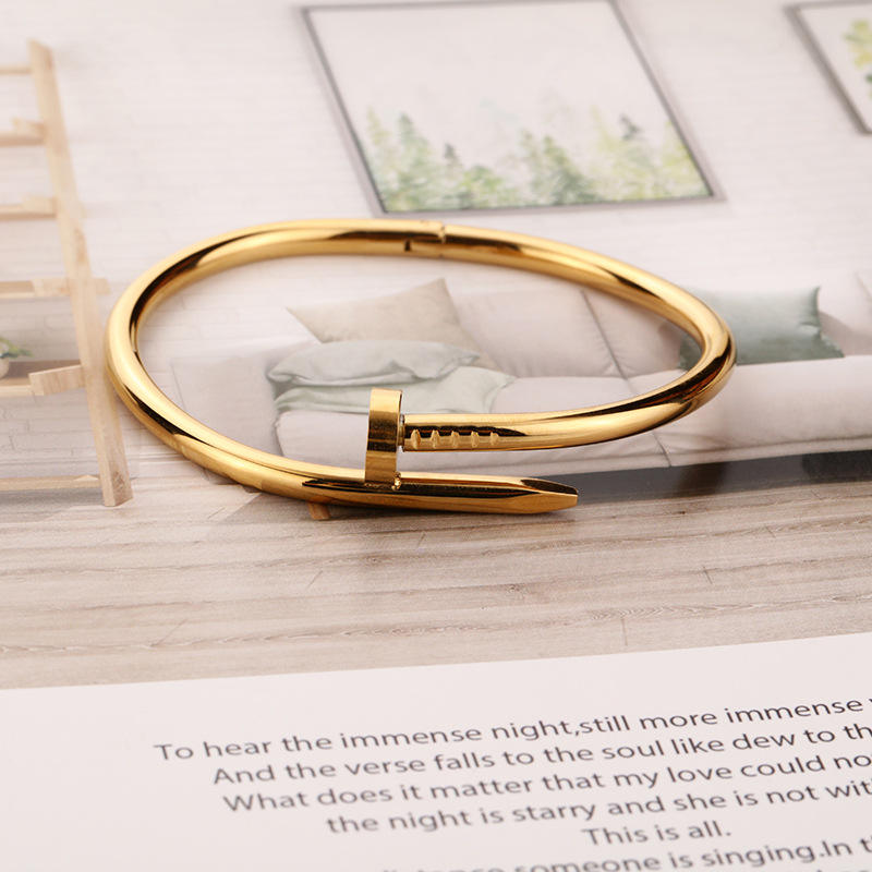 ทองคำไม่มีเพชร