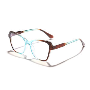 نظارات نسائية بتصميم عصري لعام <span class=keywords><strong>2026</strong></span> بإطار متدرج متعدد الألوان على شكل عين القطة، نظارات أنيقة على الطراز الأوروبي والأمريكي مضادة للضوء الأزرق - Product Image 3