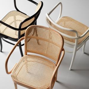 Fauteuil de salle à manger moderne de luxe en bois massif avec cannage en rotin, design simple et nouveau - Product Image 1