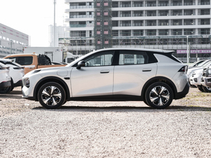 Changan Qiyuan Q05 1.5 CVT <span class=keywords><strong>Hybride</strong></span> <span class=keywords><strong>Rechargeable</strong></span> 2024 <span class=keywords><strong>Voiture</strong></span> d'Occasion Voitures d'Occasion 5 Portes 5 Places <span class=keywords><strong>SUV</strong></span> - Product Image 3