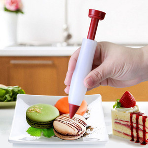<span class=keywords><strong>Pistola</strong></span> <span class=keywords><strong>de</strong></span> silicona versátil con 6 boquillas, bolígrafo decorador <span class=keywords><strong>de</strong></span> pasteles <span class=keywords><strong>para</strong></span> chocolate, mermelada y crema <span class=keywords><strong>de</strong></span> mantequilla, herramienta <span class=keywords><strong>de</strong></span> repostería fácil <span class=keywords><strong>de</strong></span> usar. - Product Image 3