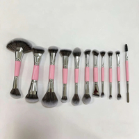 Ensemble de pinceaux de maquillage professionnels de luxe rose YRX Wholesale, 12 pièces, logo personnalisé, double face, poils synthétiques cruelty-free, manche en bois