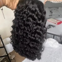Perruque Lace Frontale HD en Cheveux Humains Brésiliens Bouclés Crépus Pré-Pluckée pour Femmes Noires, Perruques Frontales HD Ondulées Effet Eau
