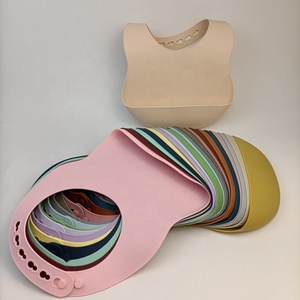 Baberos de Silicona para Bebés, Libres de BPA, Impermeables, con Recolector de Comida, Precio de Fábrica, Logotipo Personalizado - Product Image 3