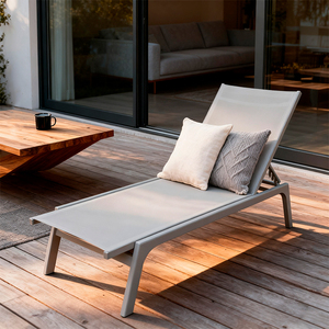 Chaise longue <span class=keywords><strong>de</strong></span> patio à cadre en aluminium antirouille HOMFUL Chaise longue <span class=keywords><strong>de</strong></span> piscine à dossier inclinable réglable en <span class=keywords><strong>blanc</strong></span> - Product Image 5