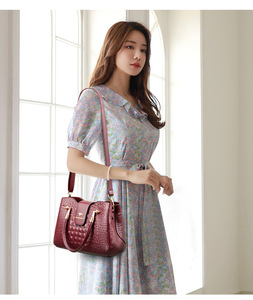 Fashion New Designer Crossbody Bags High Quality PU <b>Leather</b> Shoulder Messenger Bag Casual Totes Luxury Women Handbags and <b>Purses</b> - Product Image 3