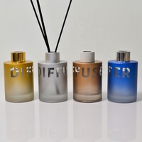 Ensemble cadeau diffuseur de parfum personnalisé luxueux et unique, flacon en verre, ensemble de parfum avec boîtes d'emballage et couvercle en bois, vente en gros