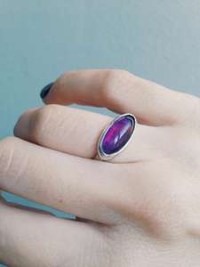 Plata de ley 92,5 con amatista Natural pulida en oro, anillo de dedo de piedras preciosas de forma ovalada suave, piedra natal de febrero - Product Image 3