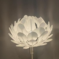 Service d'impression 3D SLS pour lampe de table moderne, décoration d'intérieur unique et éclairage abstrait